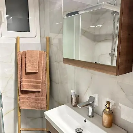 A Modern By The Sea Xylokastro